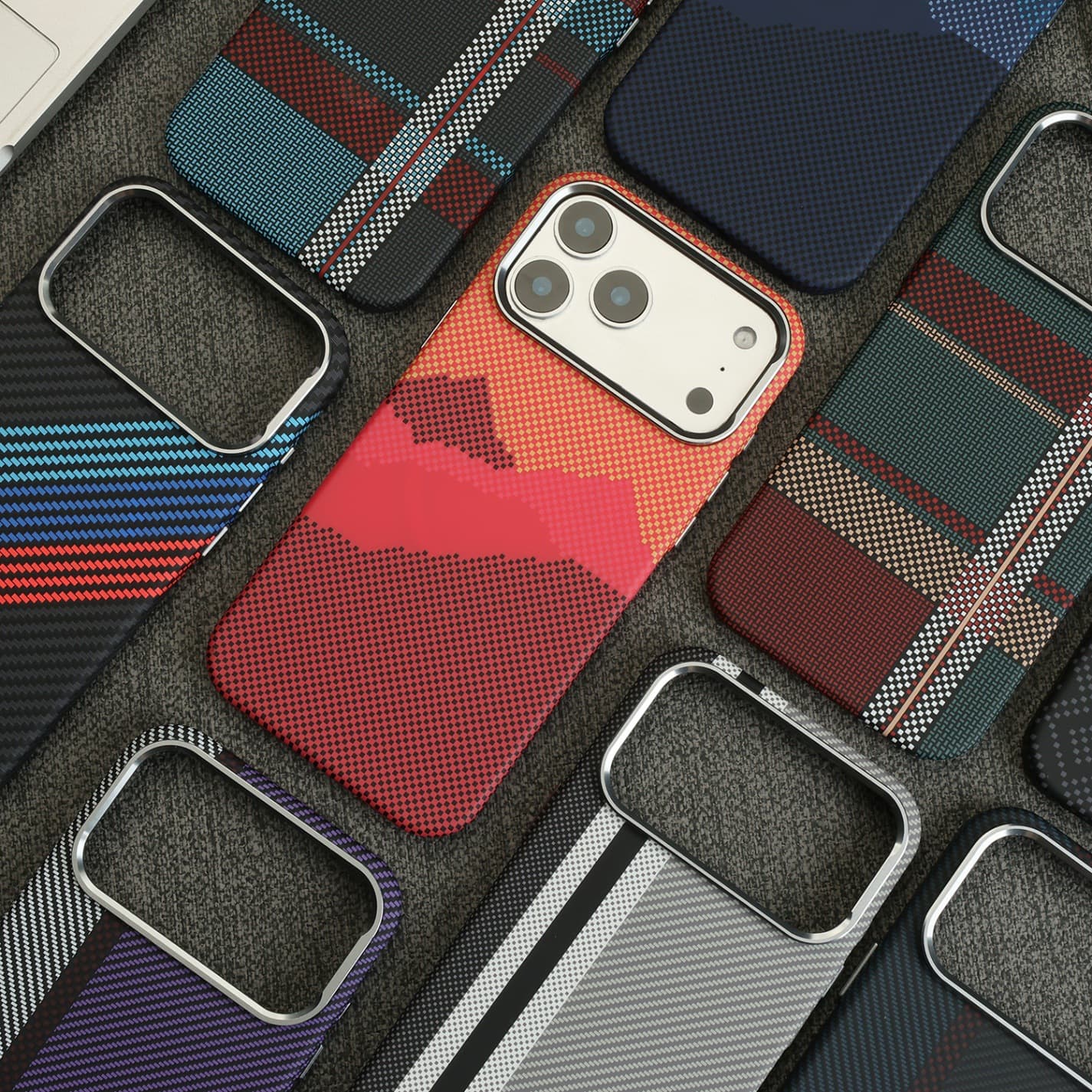 Compatible with iPhone 17 Pro Max Case Magnetic Kevlar Texture Carbon Fiber Apple 17 Full Coverage Frosted Protection