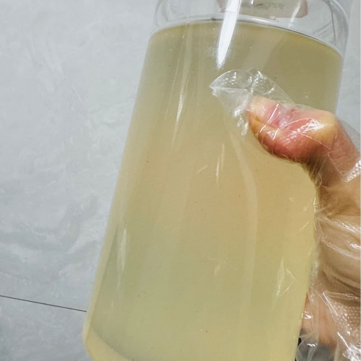 50,000 molecular weight polyisoprene rubber with good elasticity, excellent resilience, and superior cold resistance