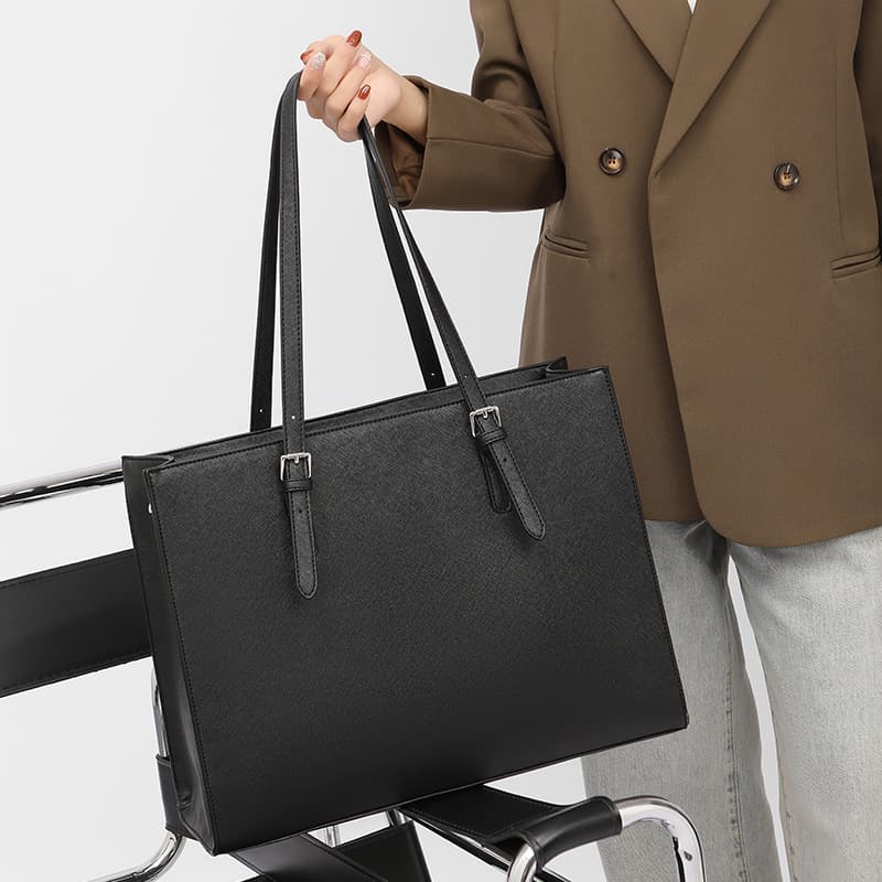 Large Bag Women's 2025 New Trendy Computer Tote Bag Large Capacity Work Commuter Bag Textured Shoulder Bag