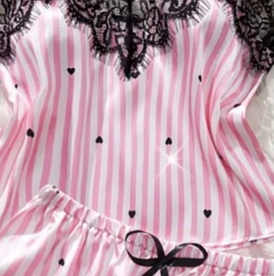 Wholesale European and American plus-size sexy lingerie, pure and seductive see-through camisole, women's sexy wholesale