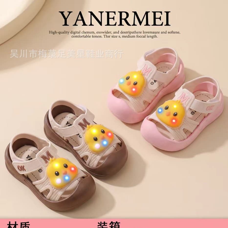 2026 New Light-Up Children's Sandals Boys Girls Baby Toddler Walking Shoes Toe Protection Sandals Wholesale