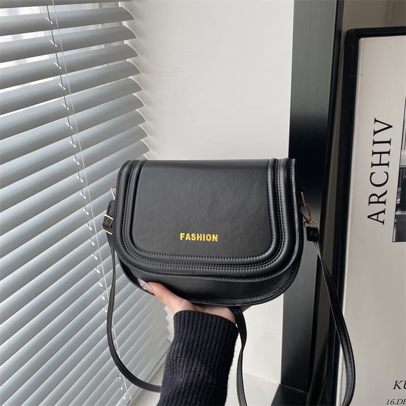 Premium 2025 Winter New Stylish Trendy Fashion Versatile Minimalist Casual Single-Shoulder Crossbody Handbag Small Square Bag