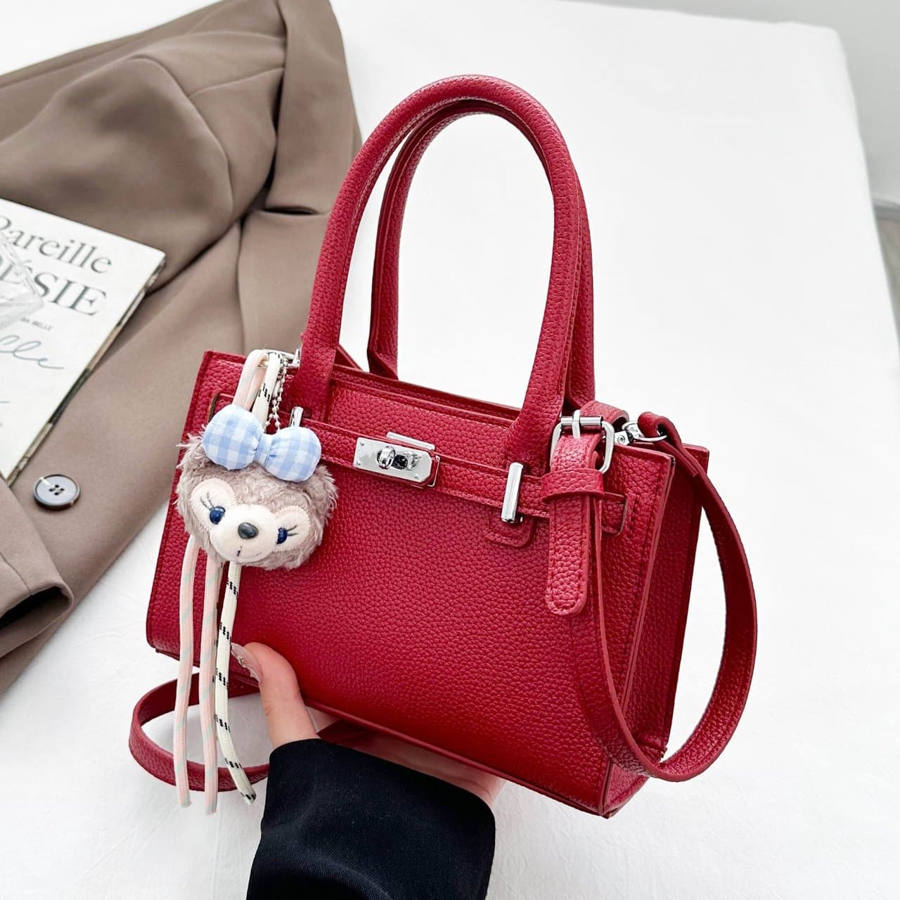 High-end fashion handheld small square bag for women 2025 summer new simple casual shoulder bag Korean style cross-body bag for women