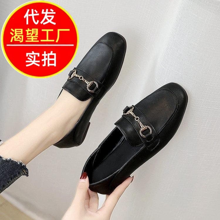 Slip-on Women's 2026 Spring New Versatile One-Slip Two-Wear White Shoes, British Style Square Soft Leather Shoes