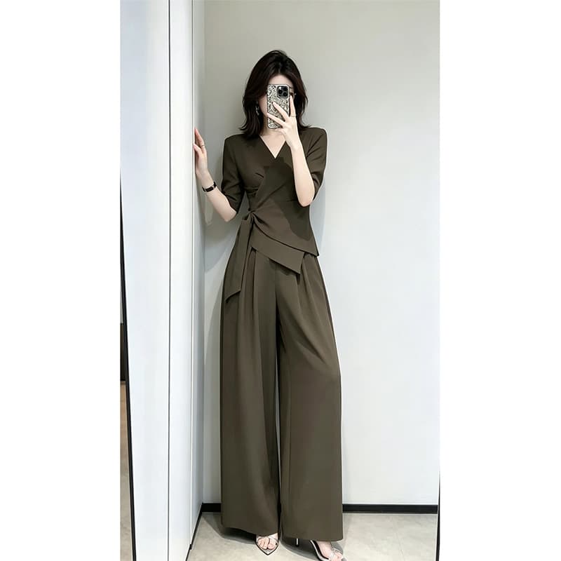 Trendy Plus Size Summer Fashion Set for Women, Tie-Front Top and Wide-Leg Pants Two-Piece 2590