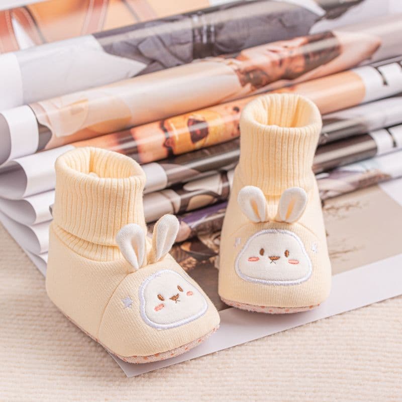 Autumn/Winter Outdoor Anti-Slip Indoor Infant Floor Sock Shoes for 0-1 Year Olds, Pre-Walking Shoes with Spring Fleece Lining