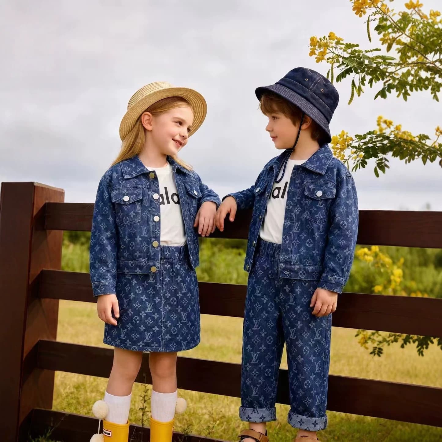 American Style Unisex Kids Washed Jacquard Denim Spring/Fall 2026 Classic Simple Two-Piece Set with Lapel Collar