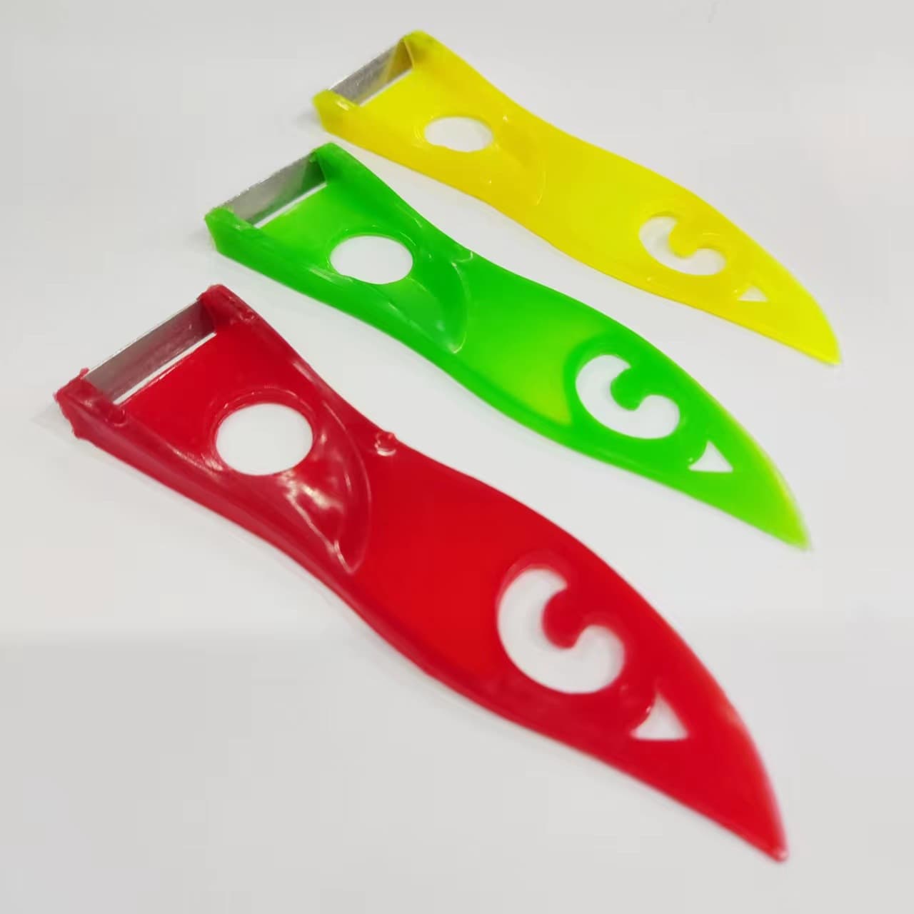 Bird-shaped peeling knife, pointed scraper, fruit gift peeler, injection molded blade, peeling knife, potato planer