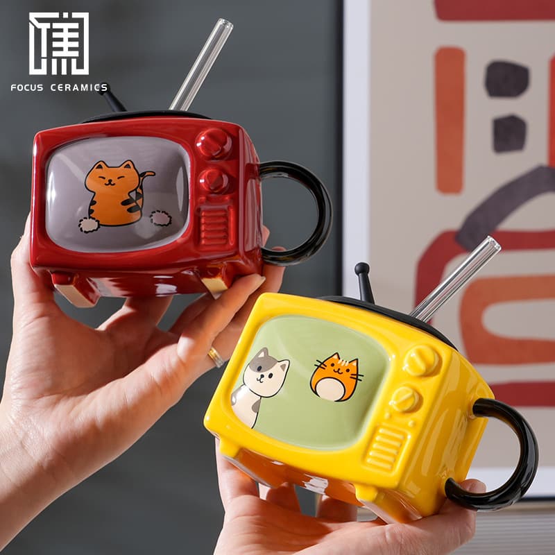 Retro Cat TV Ceramic Mug with Lid and Straw, High Appearance, Cute, Niche Coffee Cup for Women