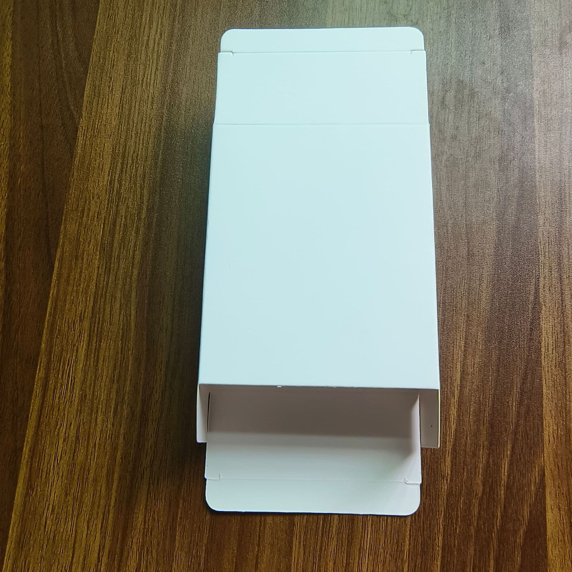 Universal White Card Paper Box Stock - Wholesale Price Fast Shipping Lightweight Material Easy Export Wear-Resistant No Minimum Order
