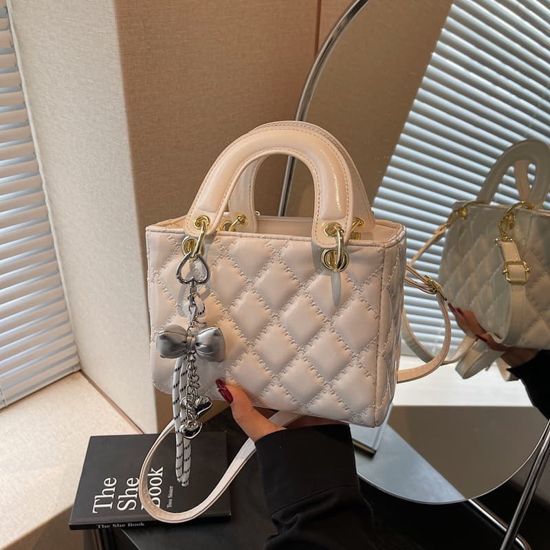 Diamond Quilted Stitching Women's 2025 New Trendy High-End Office Handbag Commuter Shoulder Bag Crossbody Bag Light Luxury