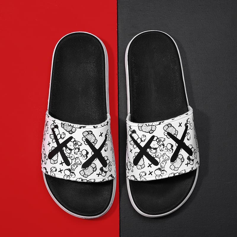 2025 New Collaboration Men's Slippers Trendy Outdoor Summer Personality Couple Fashion Beach Home Anti-Slip Soft Sole