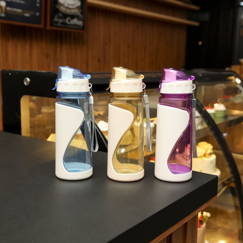 Hot-selling travel mug, sports space mug, high-value bottle double-walled plastic cup wholesale water bottle summer water bottle
