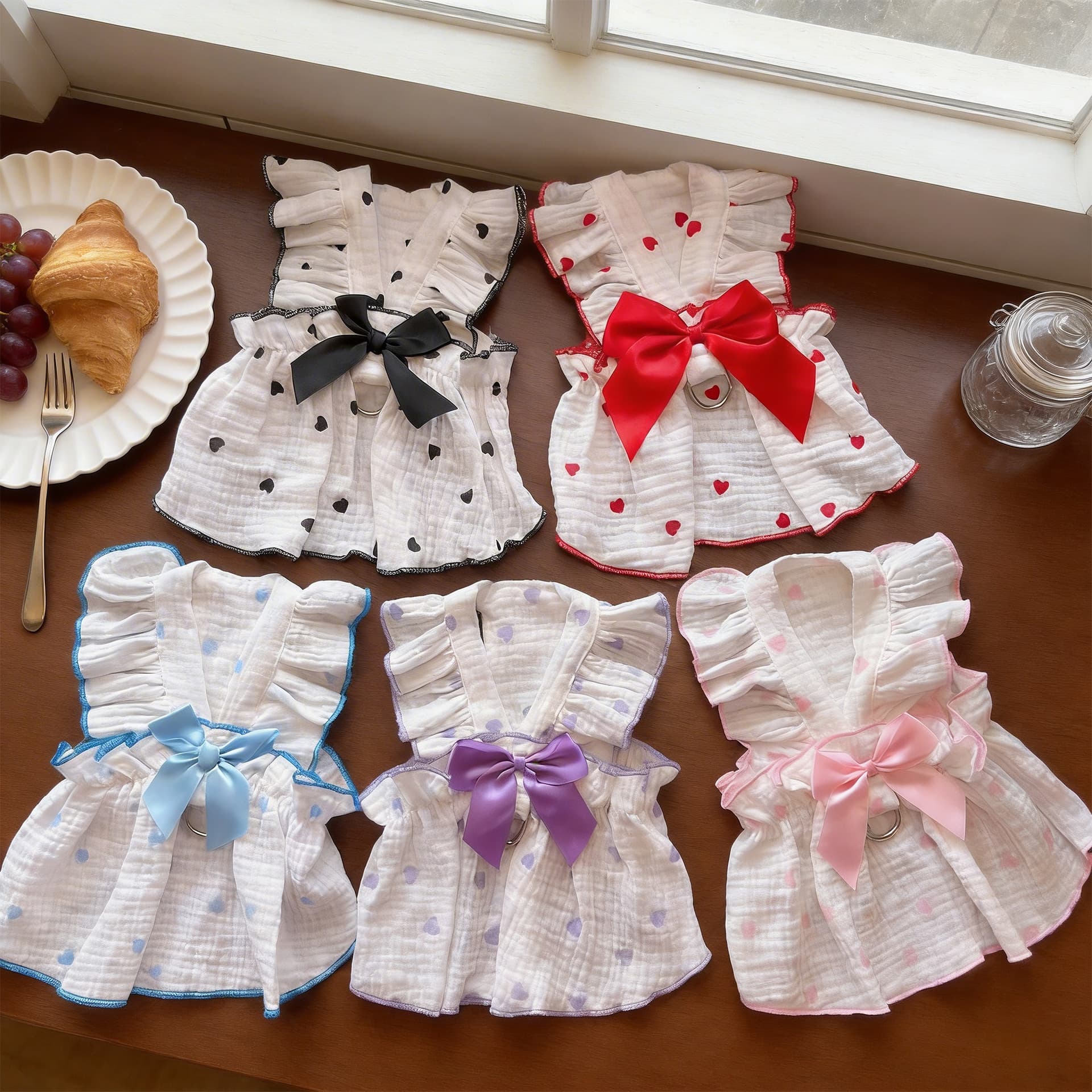 Cat Clothes Anti-Shedding Thin Summer Dress with Leash for Ragdoll and Small Dogs