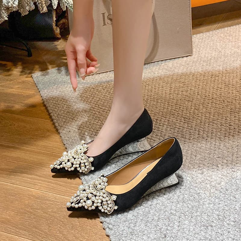 Women's Wedge Pointed Toe Shoes 2025 Spring Autumn New Pearl Shallow Mouth High Heel Black Professional Single Shoes Women's Versatile