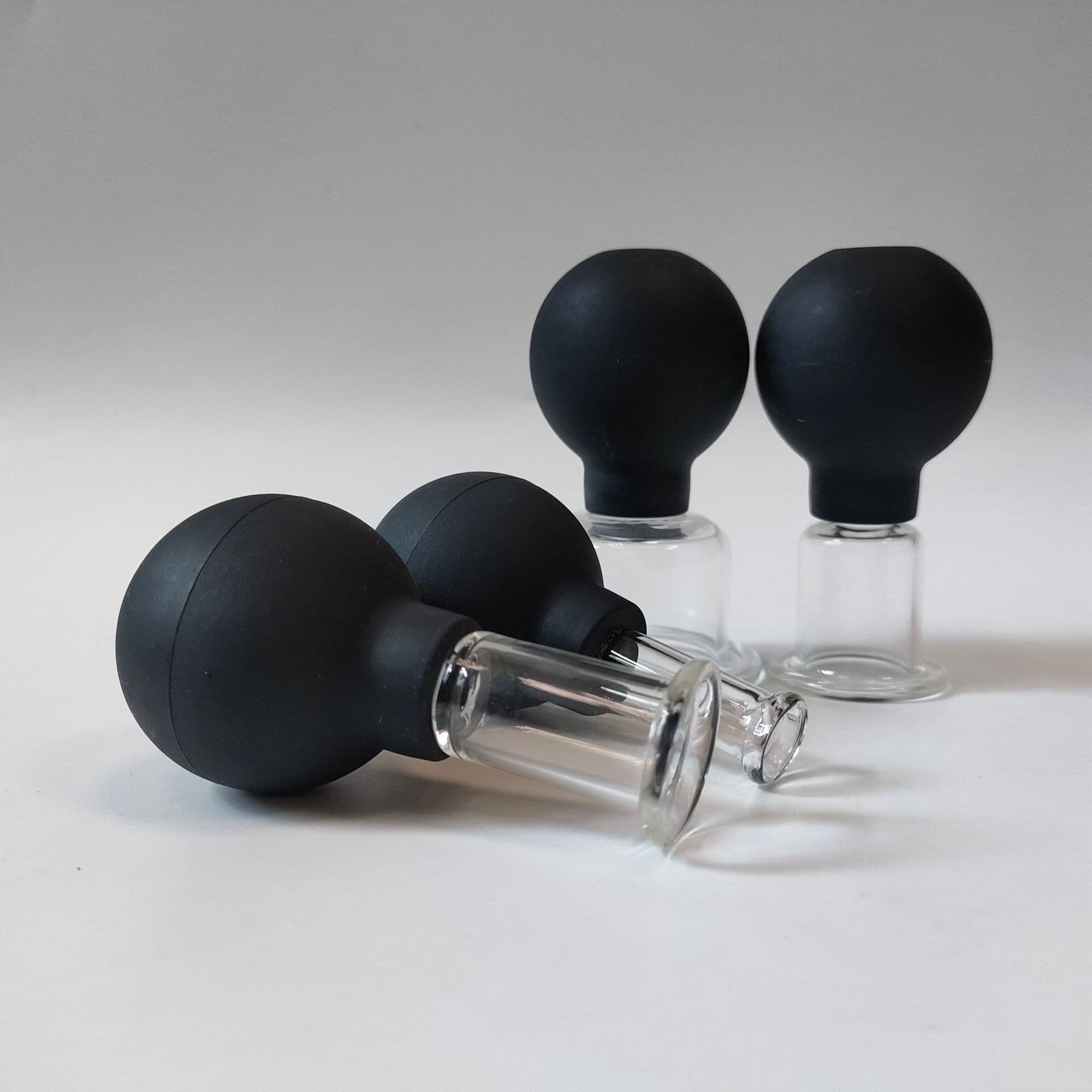 Factory Wholesale Silicone Cupping Set Stress Relief Tool Glass Cupping Jar Flameless Cupping