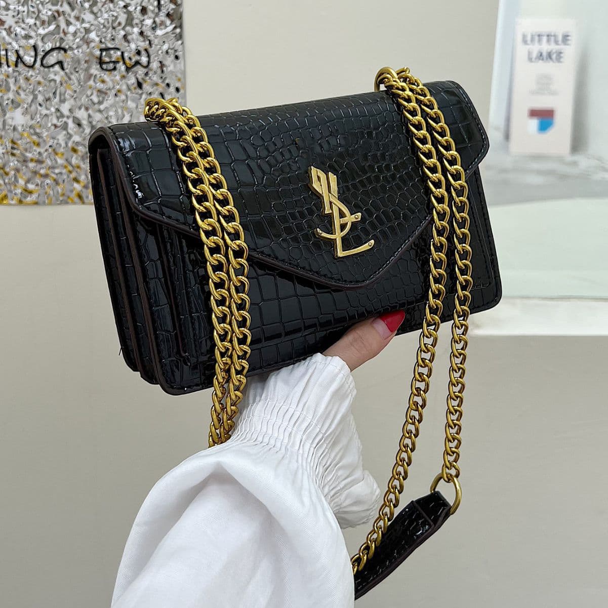 2026 New Crocodile Pattern Fashion High-Quality Handbag, Trendy Simple Shoulder and Crossbody Bag for Cross-Border Trade