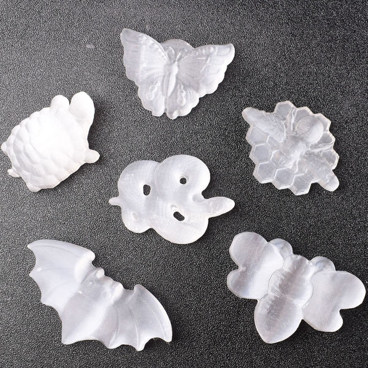 Natural Crystal Nitrate Gypsum Animal Carving Artifacts Home Decor Office Ornaments White Color Rural Style Personal Gifts