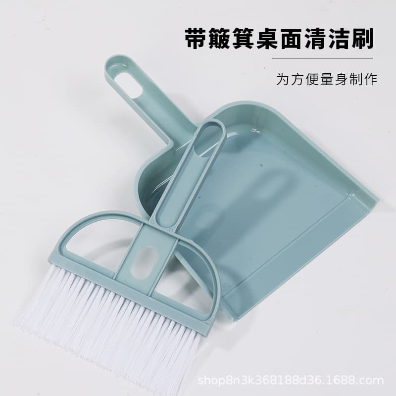 Hamster Cage Cleaning Tool Dustpan and Broom for Cleaning Wood Shavings and Feces, Syrian Hamster Cage Cleaning Broom