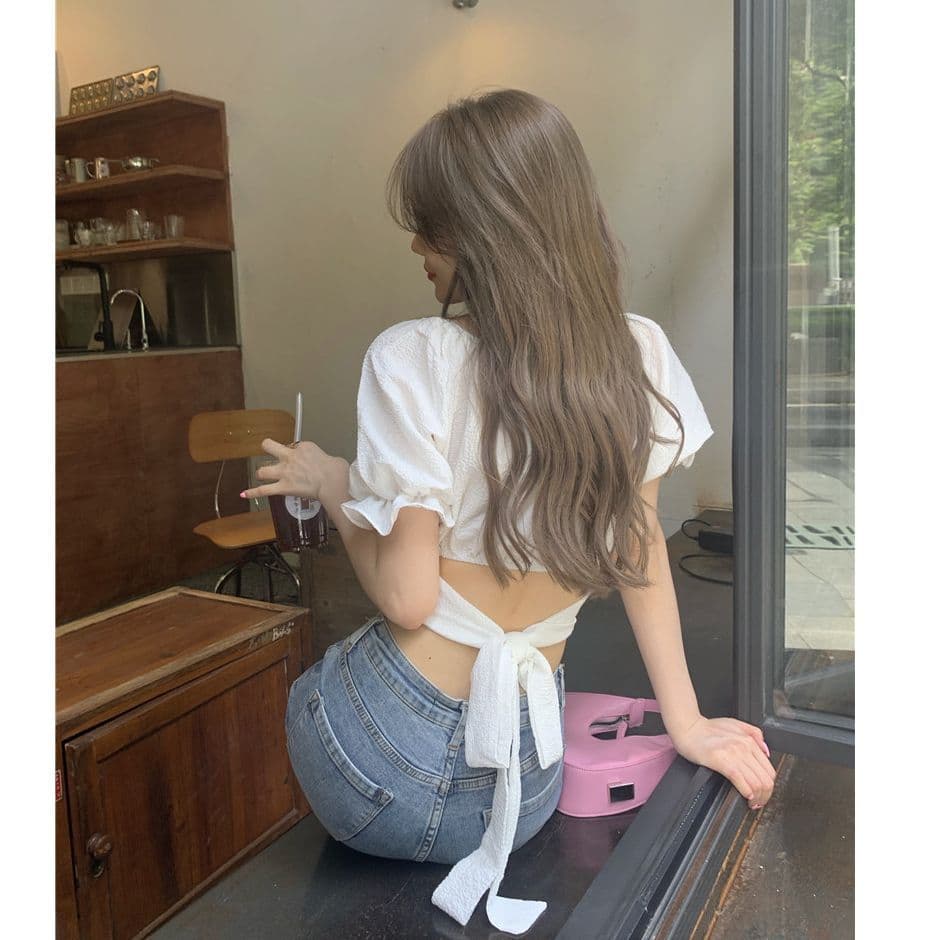 White Puff Sleeve Top for Women, Summer Short Style, French Design, Niche Short-Sleeve Sweet and Spicy Shirt with Back Tie, Hot Girl Style