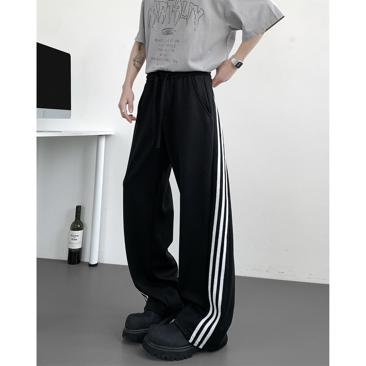 TikTok Viral Sweatpants 2025 New Summer Curved-Cut Pants Hong Kong Style Floor-Length Loose Straight-Leg Casual Pants