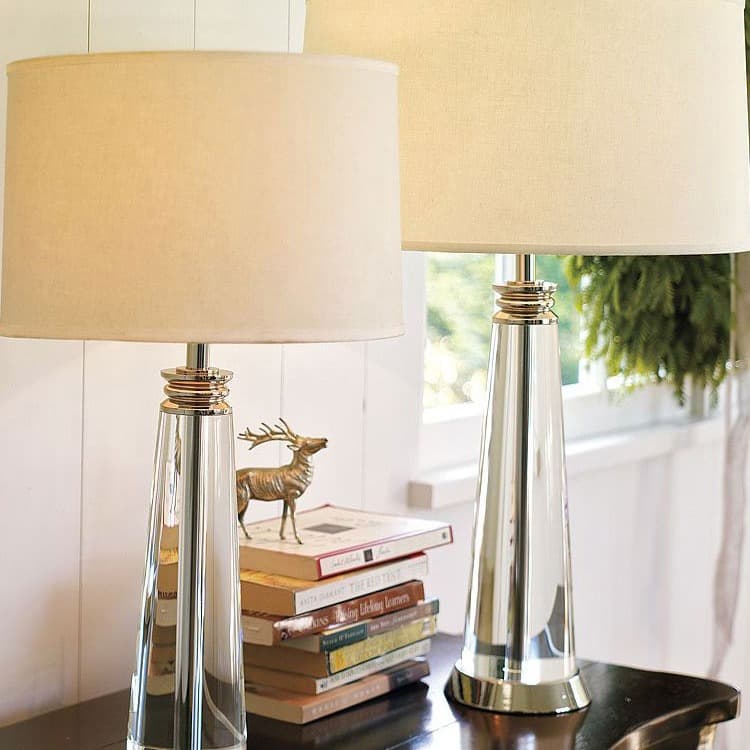 Factory Wholesale Nordic Crystal Table Lamp Decorative Table Lamp for Bedroom Bedside Creative Living Room Study Hotel Guest Room Light