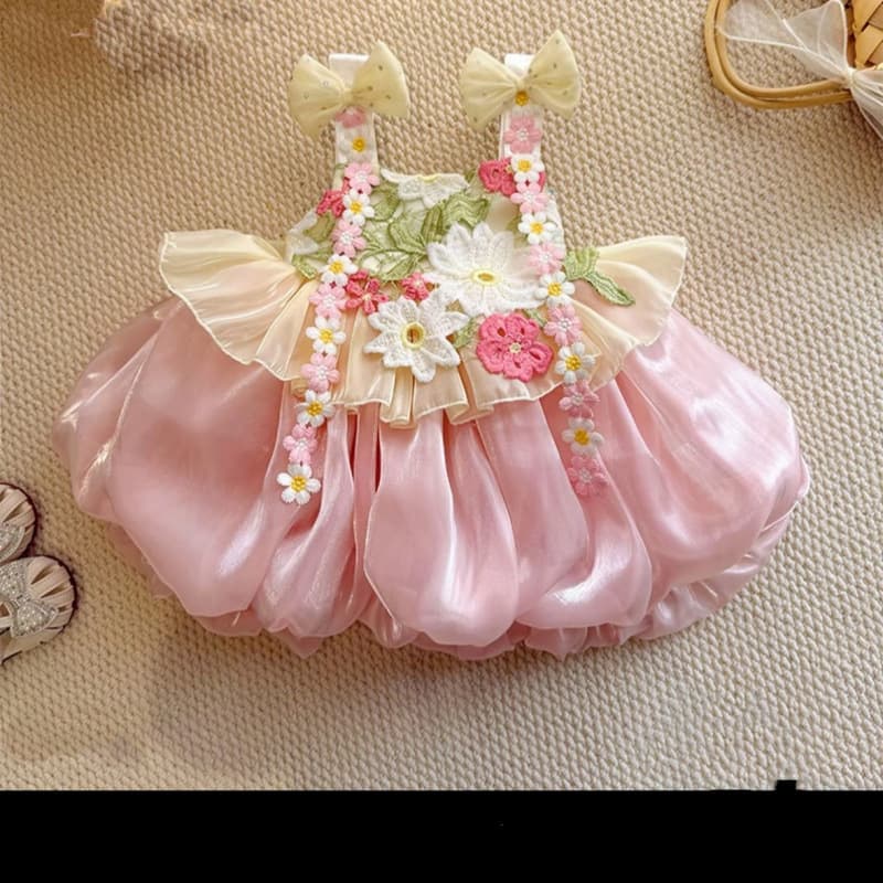 Pink flower suspender skirt, sweet and cute, new style, super beautiful one-year-old dress, super fairy, super beautiful skirt, others