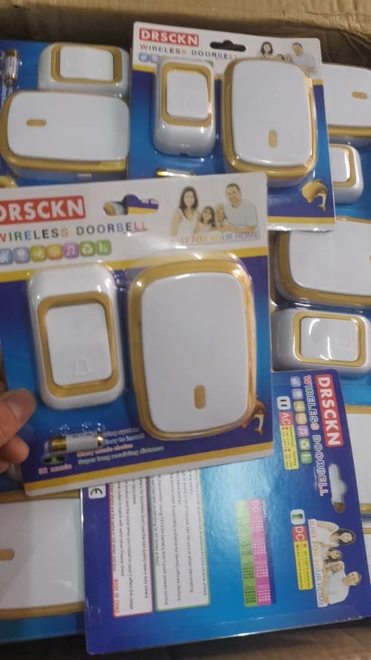 Cross-border Hot Sale Factory Direct Wireless Model 7111 DC Type Dry Battery Newly Made Remote Doorbell