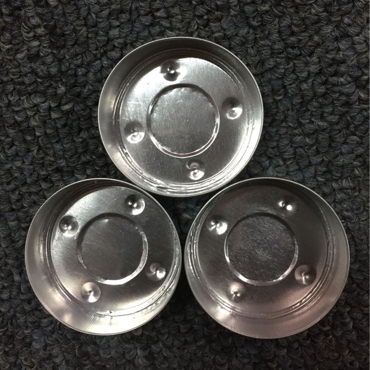 Cross-border manufacturer direct sales of tea light shells, metal shells, straight-edge and rolled-edge aluminum shells, candle containers, safe heat-resistant aluminum boxes wholesale.