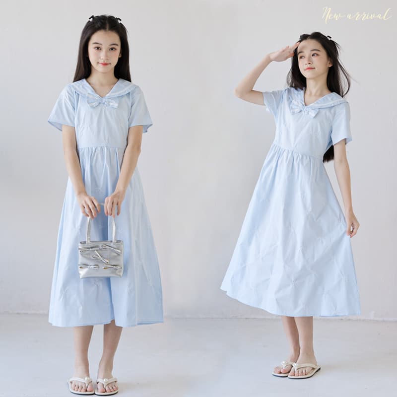 Girls' Dress New Style Fresh Sky Blue Short Sleeve Dress for Middle and Older Children, Middle School Student Long Dress Princess Dress