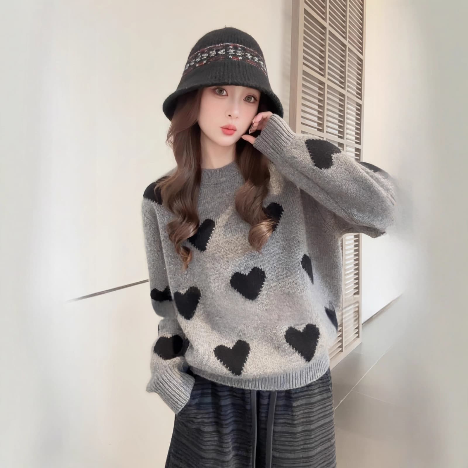 Premium Chic Loose Pullover Crew Neck Soft Heart Knit Sweater for Women 2026 Fall Winter New Arrival