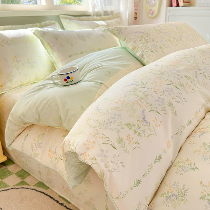 Class a Xinjiang Cotton Printed Four-Piece Bedding Set for Home Use, Skin-Friendly Pure Cotton Bed Sheet and Duvet Cover, Fresh and Simple Bedding Set