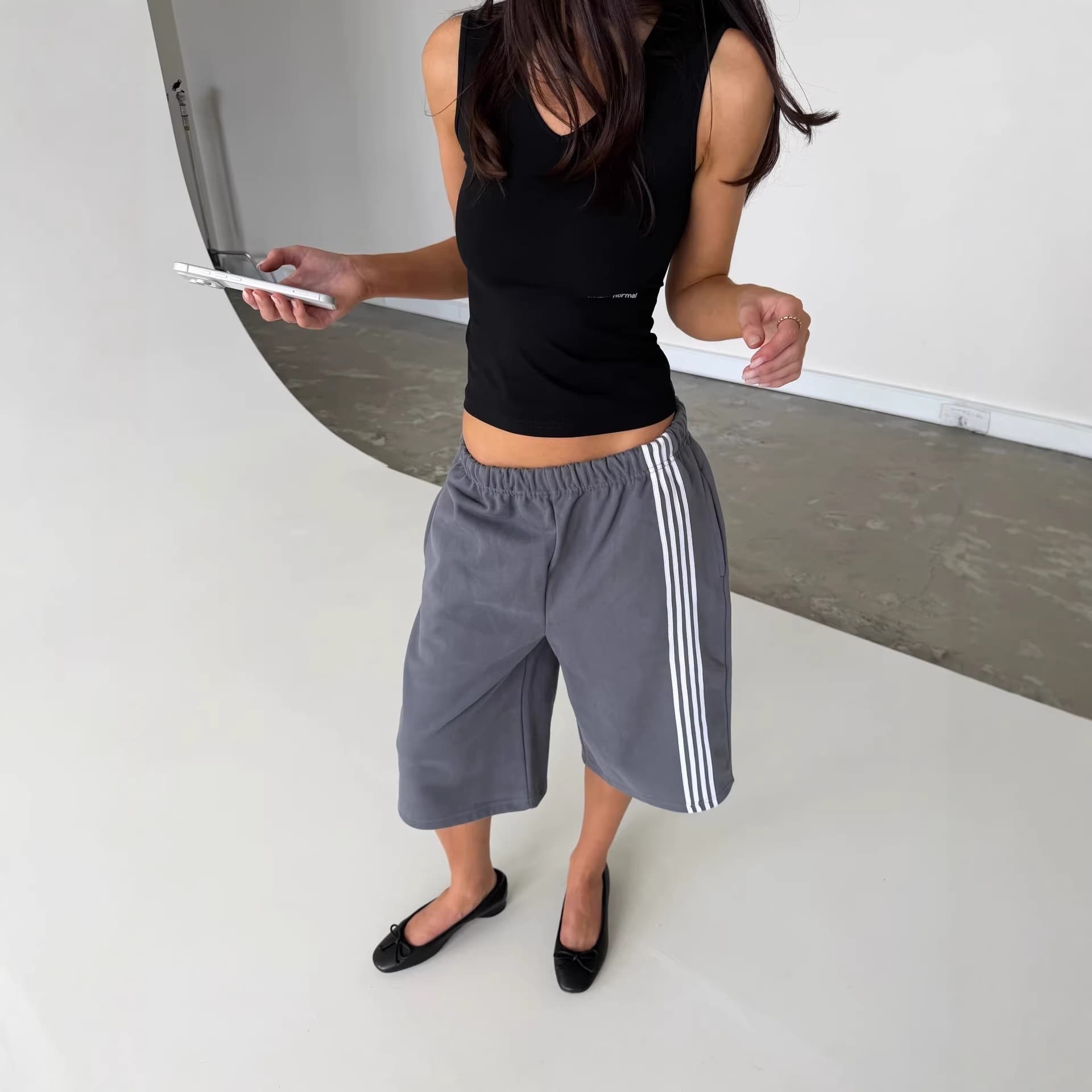 Cross-border street othernormal cross-border European and American loose shorts for men and women four-stripe versatile casual sports pants