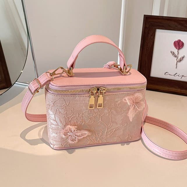 2026 New Women's Bag Hand-held Box Small Square Bag New Chinese Jacquard Sweet Style Butterfly Bridal Bag Evening Bag