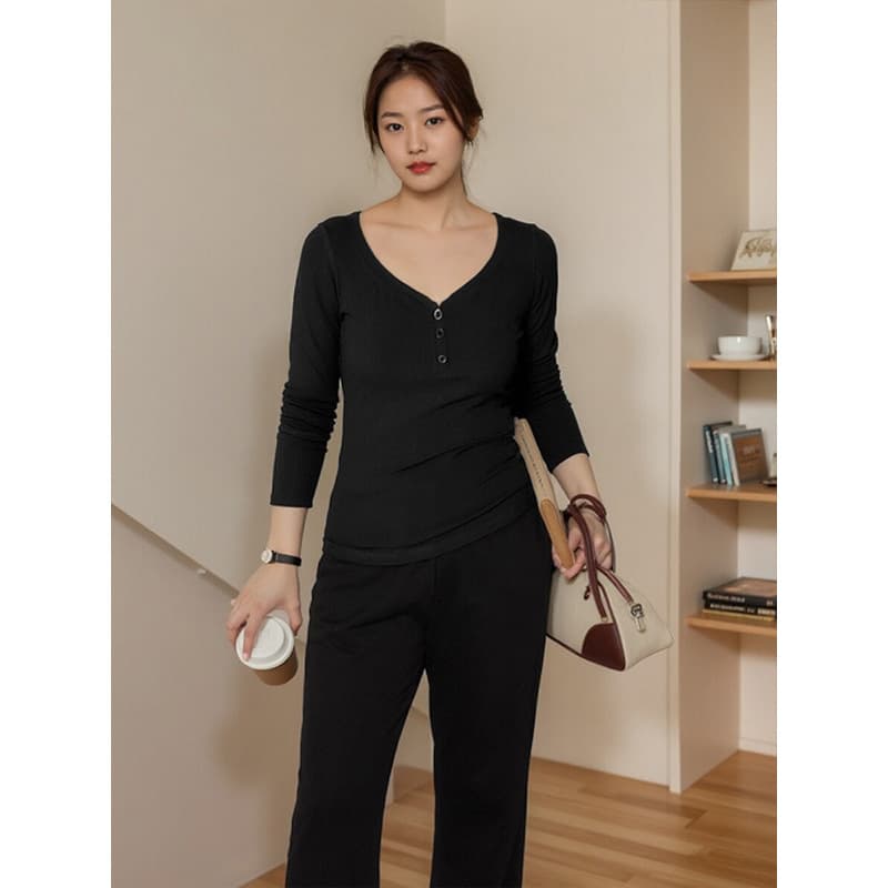Chubby Girl Plus Size Top Chicken Heart Half Open Collar Fashion Knitted Large Size A-Line Shoulder Button Low V-Neck Spice Girl 3482