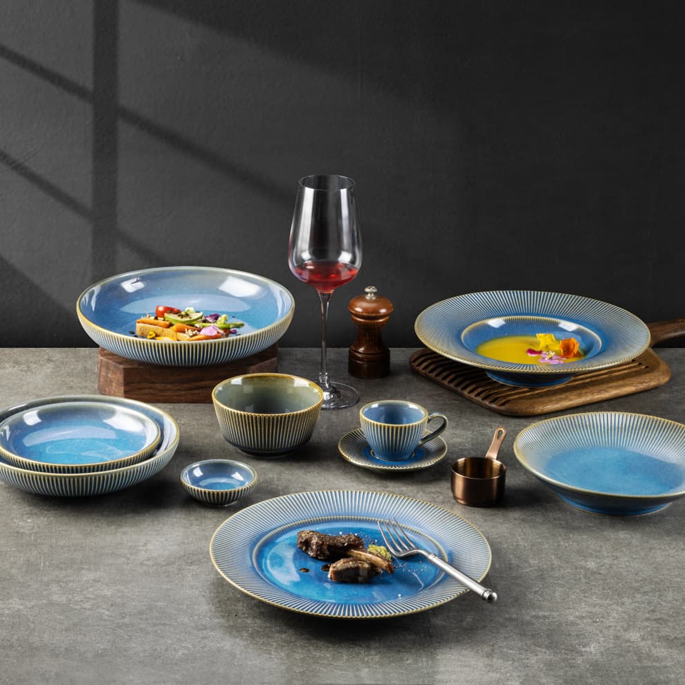 Light luxury kiln-turned blue ceramic dinner plate Nordic style hotel restaurant commercial table high-end creative western dinner plate tableware
