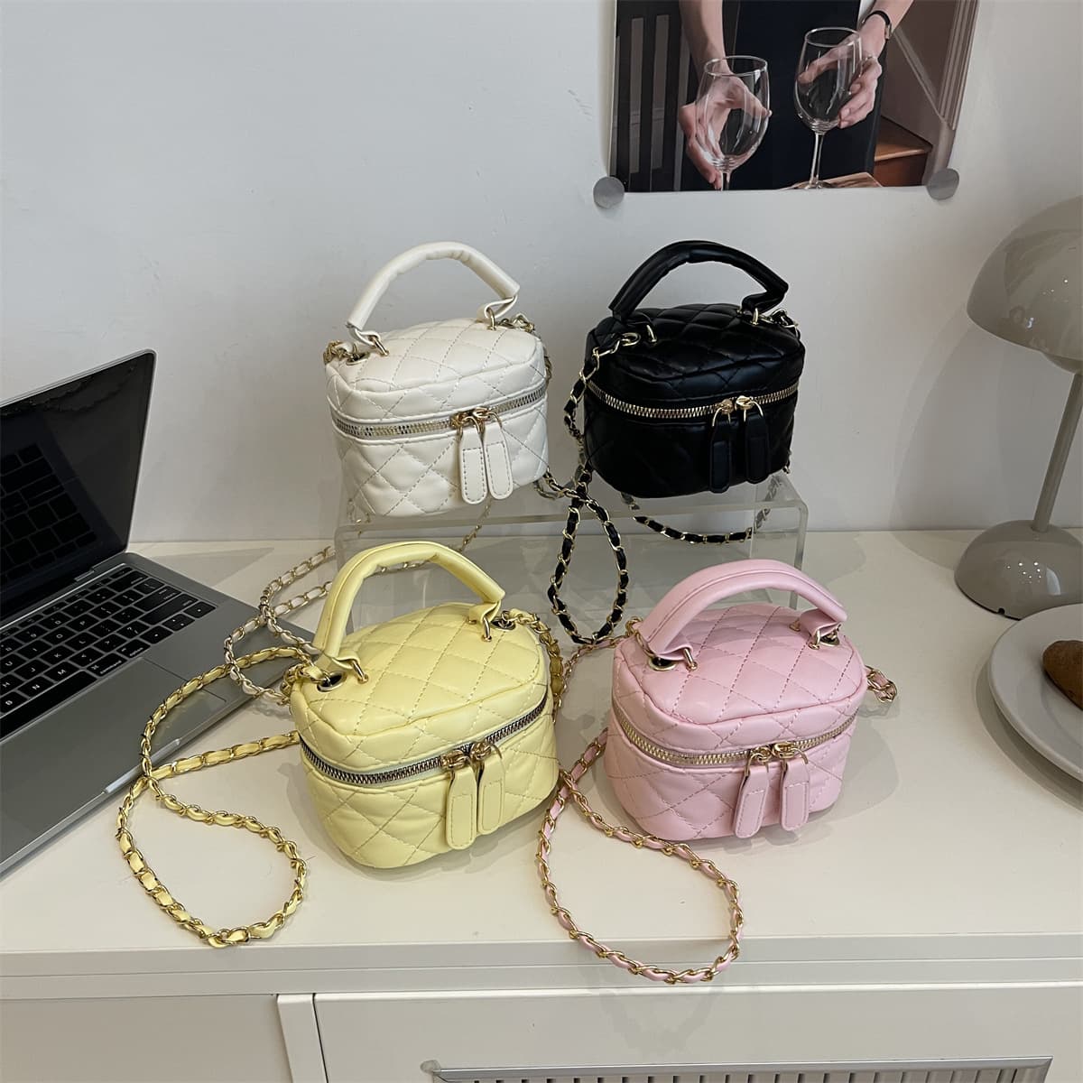 2025 New Diamond Pattern Chain Box Bag Sweet Fashion Mini Handbag Lipstick Bag Versatile Chain Crossbody Bag