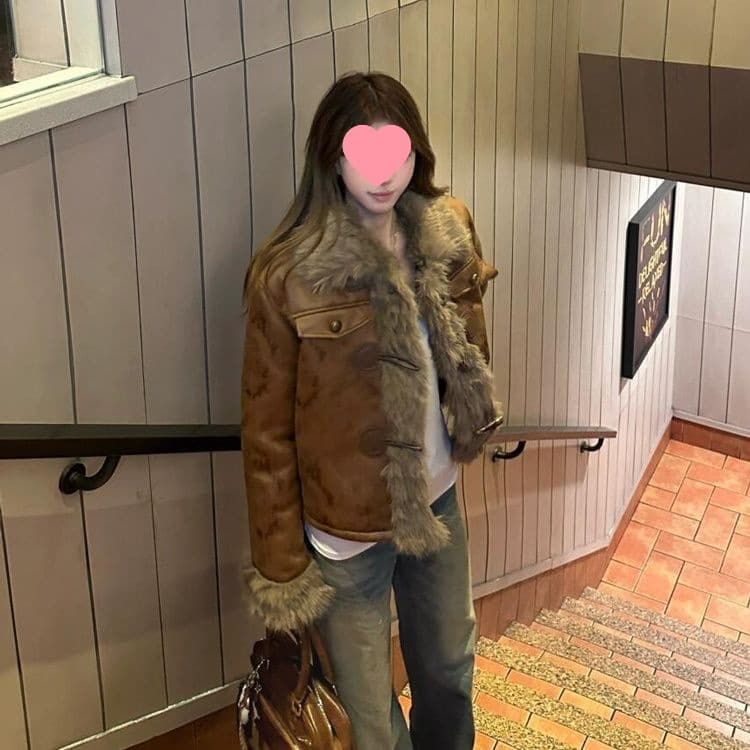 Design Sense Retro Distressed Fur Patchwork Leather Jacket Women's Winter New Thickened Warmth Temperament Versatile Cotton Coat