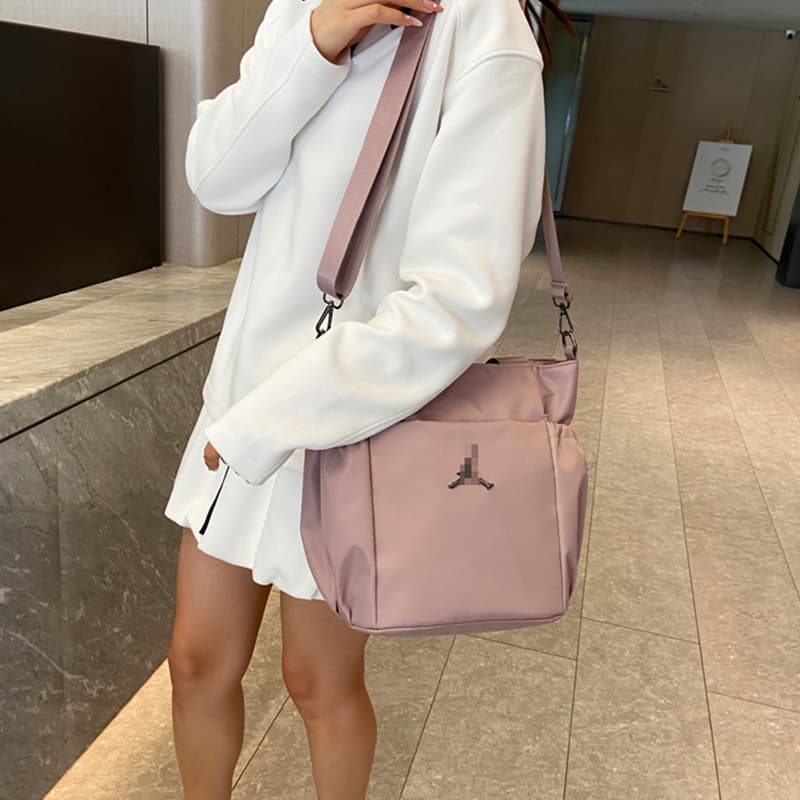 Casual portable tote bag solid color shoulder bag casual versatile shoulder large capacity student outdoor travel crossbody bag