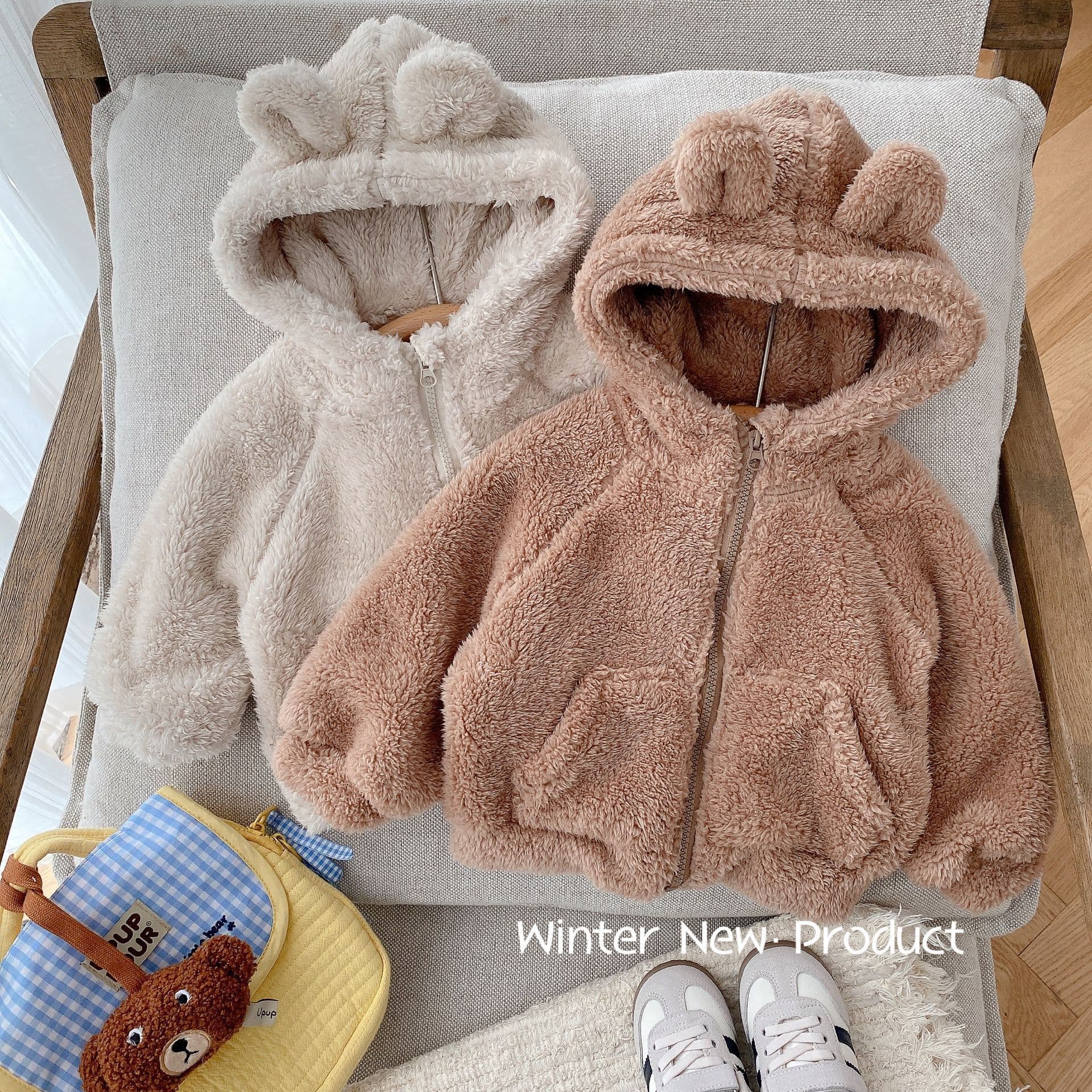Children's Fleece Coat for Ages 0-6, Winter Girls' Super Cute Hooded Thick Top, Boys' Solid Color Winter Wear CY776