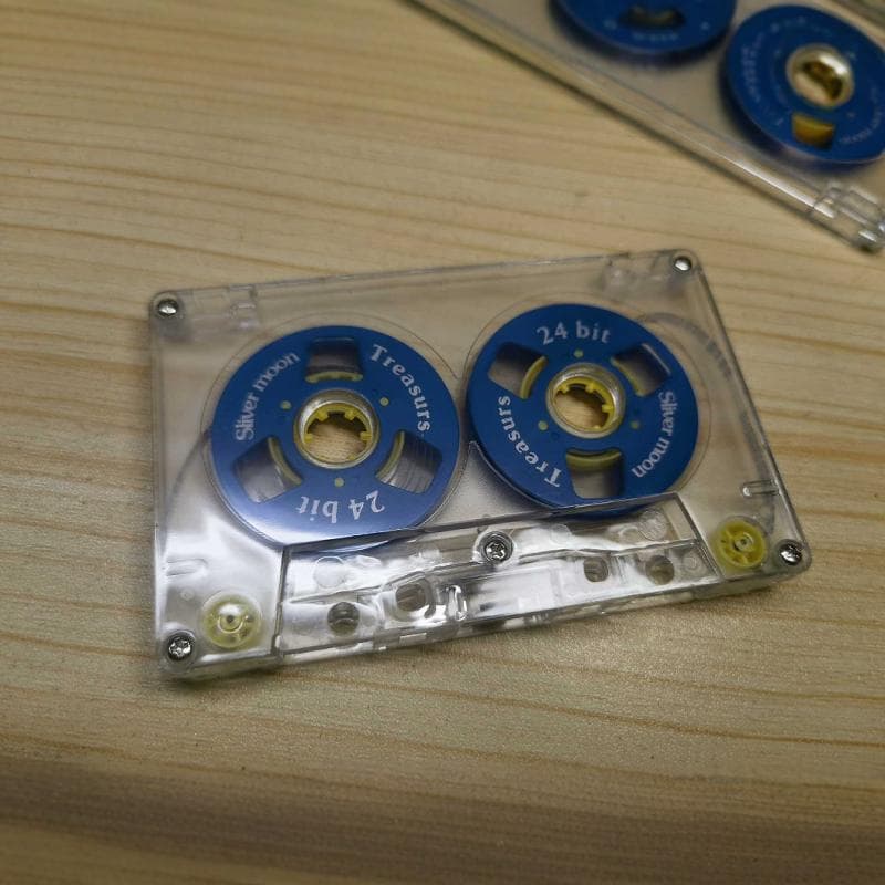 Recording tape shell, mini reel-to-reel empty shell, blue plastic tape shell, no recording tape empty tape shell