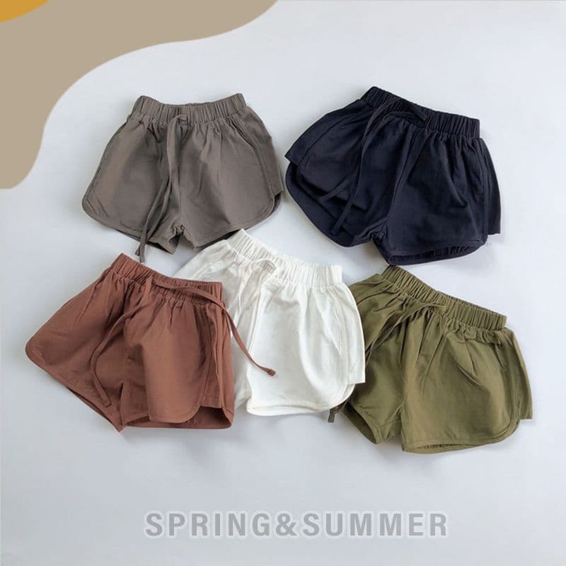 Korean style summer new children's pants Korean style solid color loose casual shorts with elastic waist for boys and girls Korean style