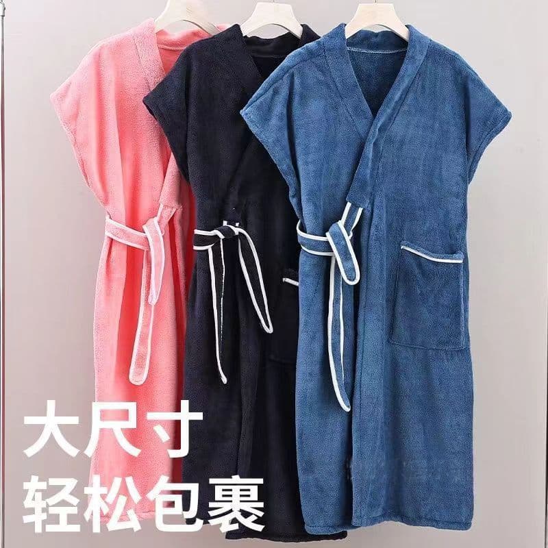 Plus Size Thickened Loose Bathrobe, Absorbent and Warm, Unisex Bathrobe with Tie Belt, Large Bath Dress Sleepwear