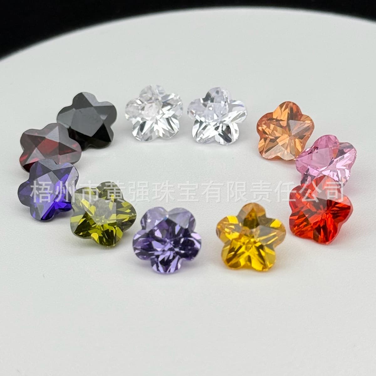 Wuzhou pink gemstone plum blossom zircon 3X3-12X12m zirconia flower purple red white zirconium color bare stone accessories