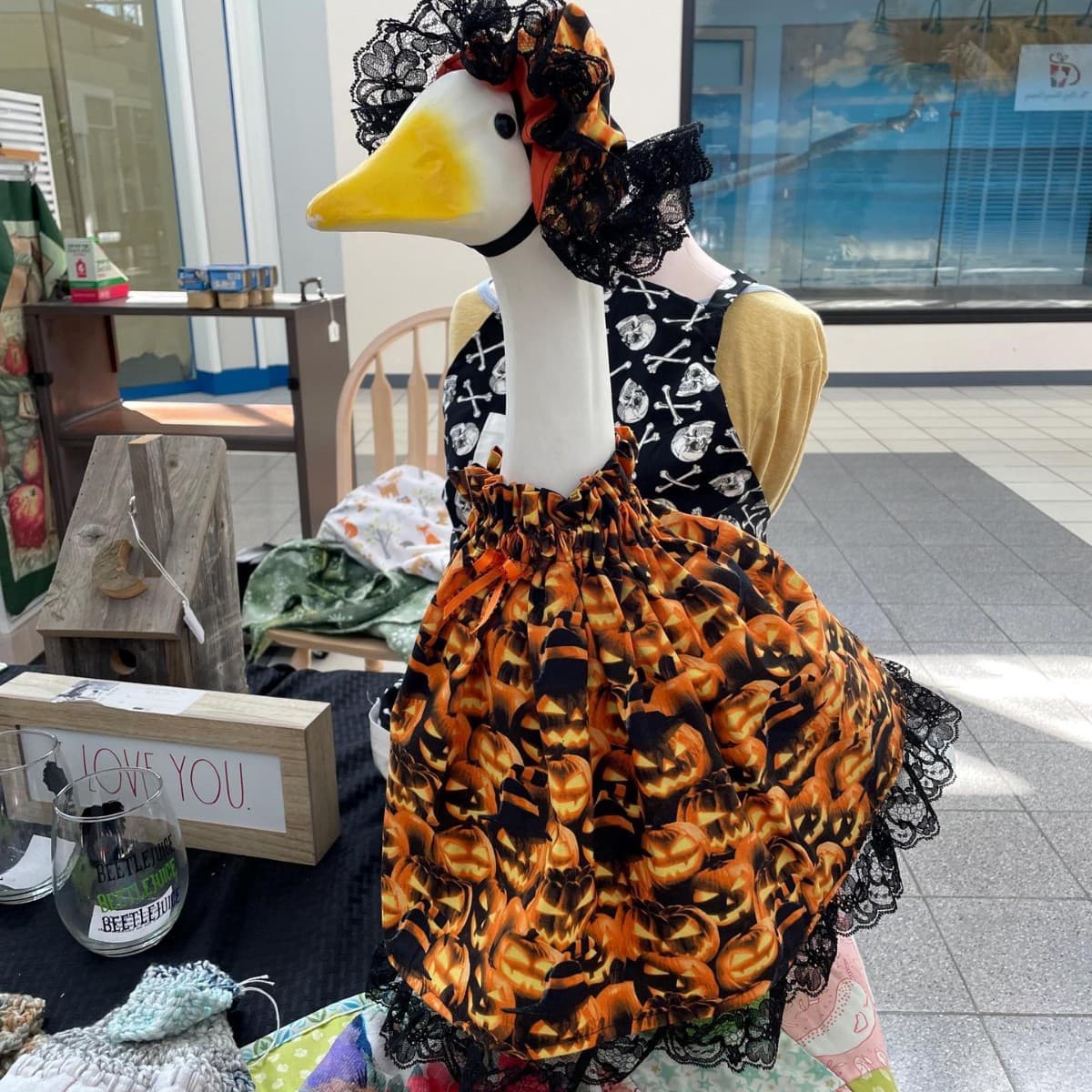 Pet Goose Cosplay Costume Pumpkin Halloween Funny Dress Jumpsuit Pet Halloween Outfit Porch