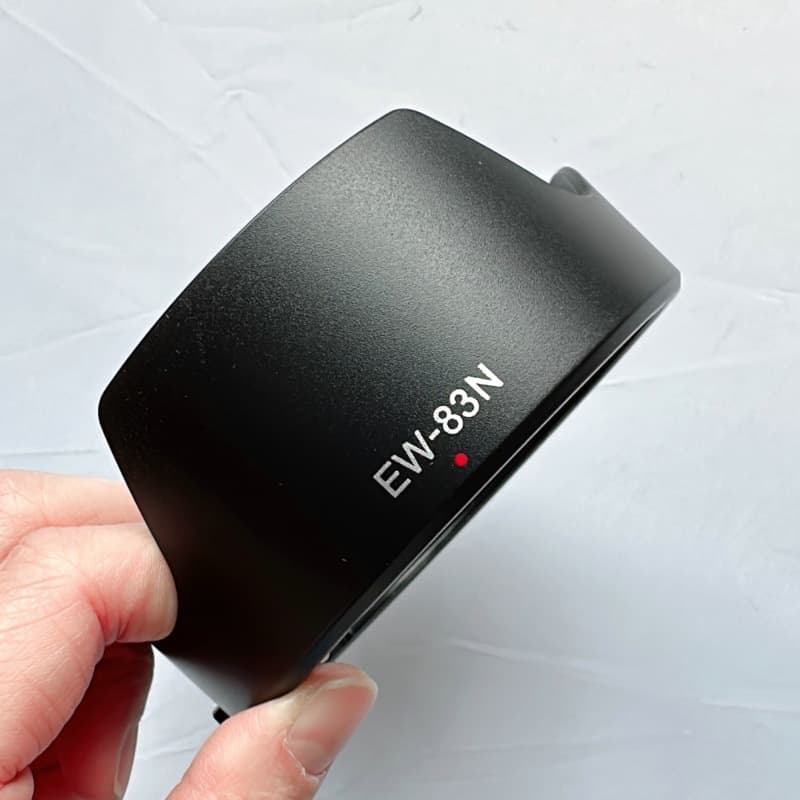 EW-83N lens hood for Canon RF 24-105mm F4L IS USM lens, EOS R5 RP, R6 mirrorless cameras.