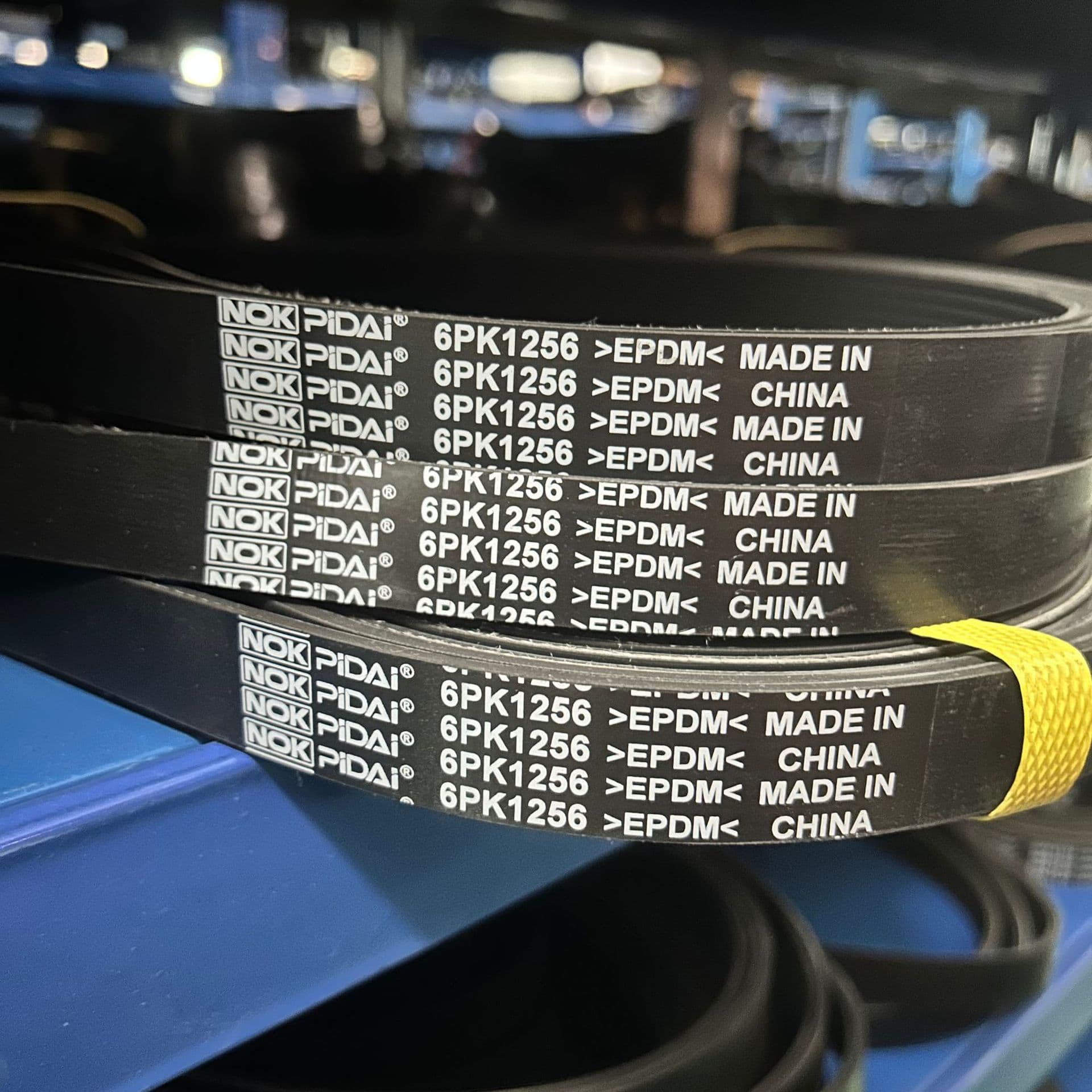 6PK1256 90916-02267 / Automotive Serpentine Belt / Multi-Rib Belt / PK Belt / Alternator Belt / EPDM