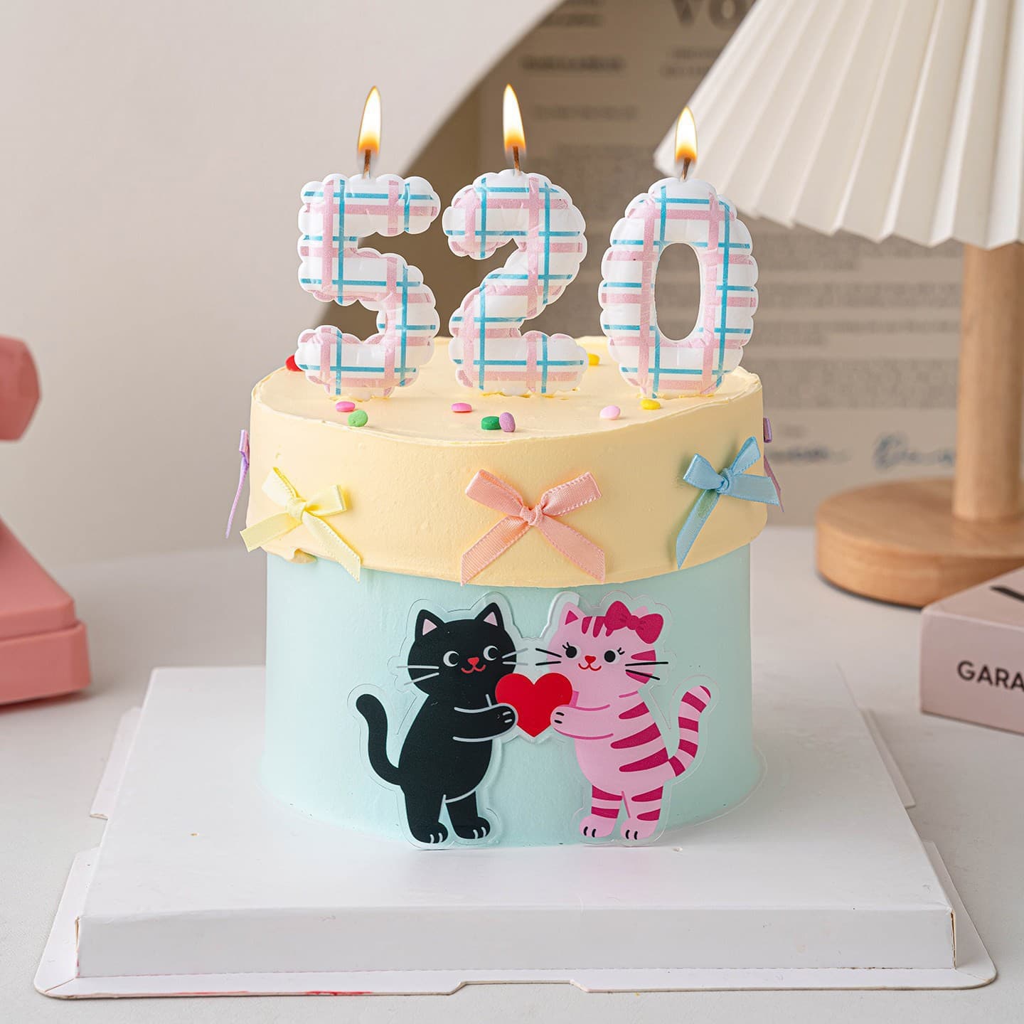 Valentine's Day 520 Number Candle Cake Decoration Ornaments Chinese Valentine's Day Couple Confession Love Kitten Acrylic Plug-in