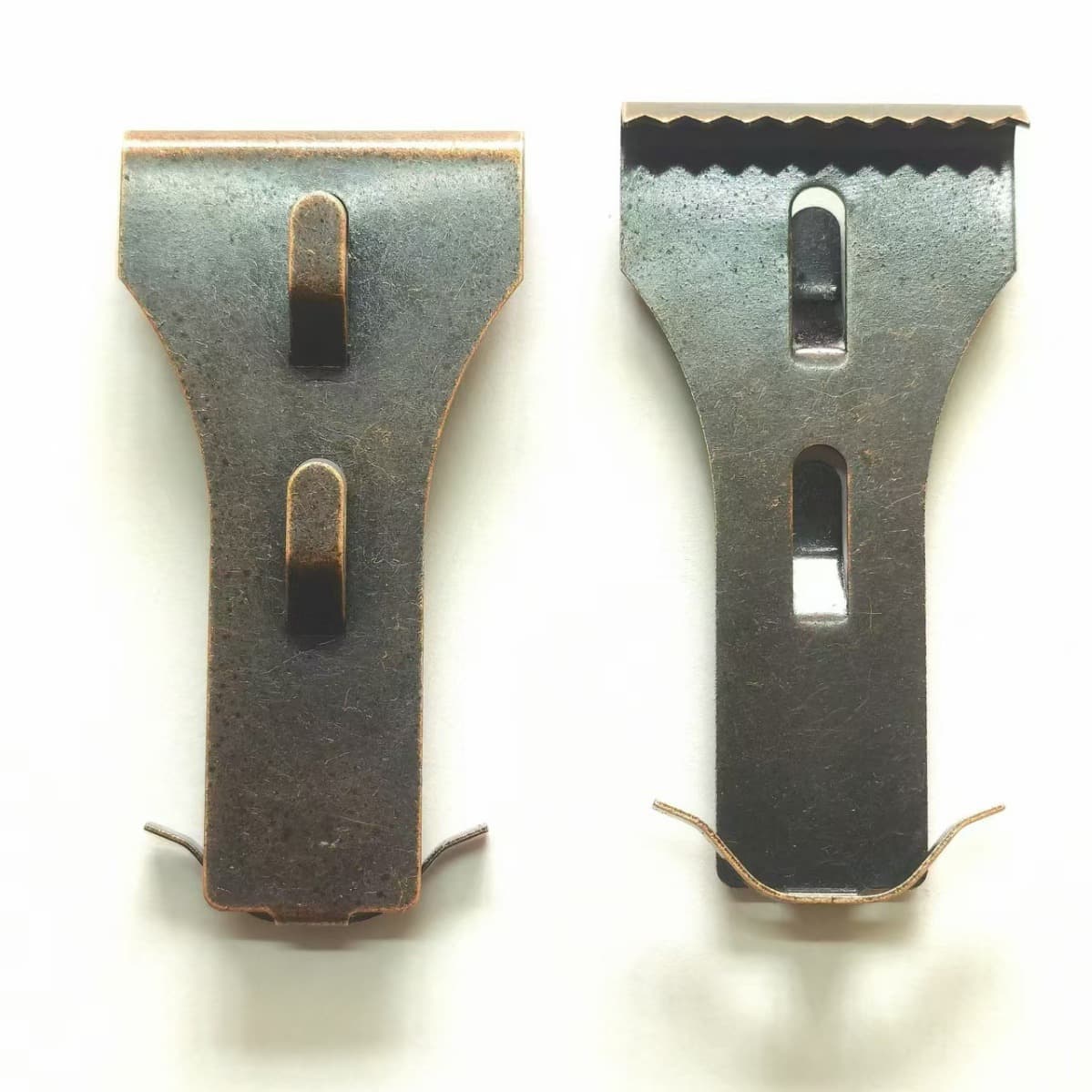 Amazon Best-Seller C-Type Red Brick Hook, Red Bronze Antique Craft, Suitable for 2.45in to 2.75in Red Brick Hooks