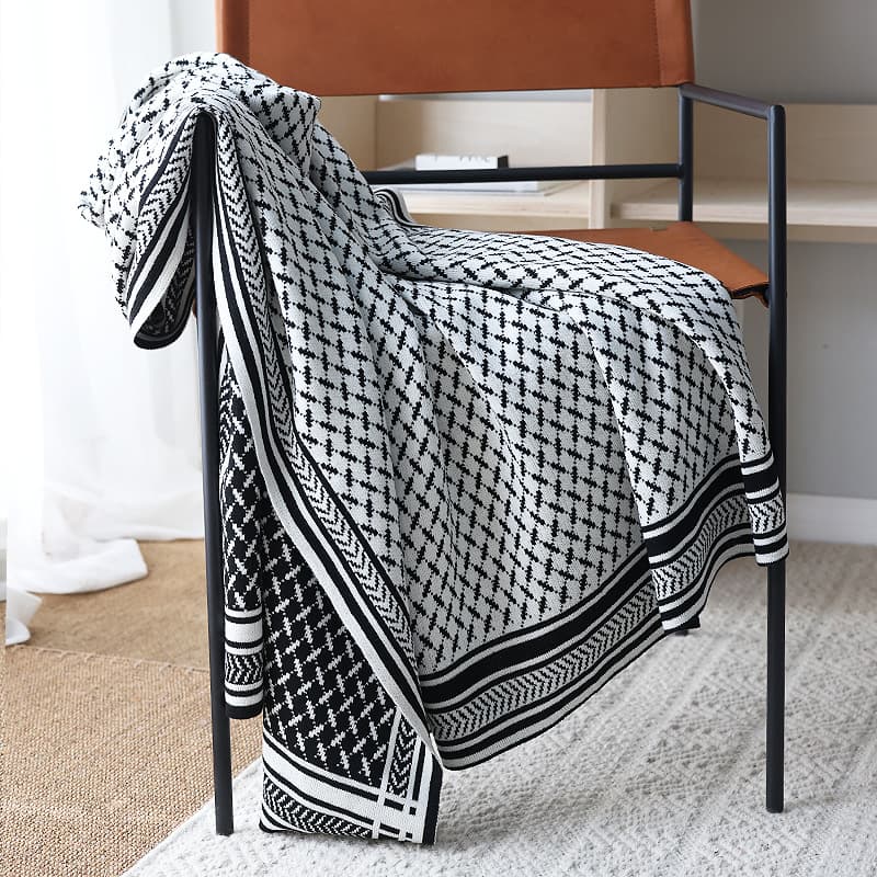 Designer Recommended Nordic Style Knitted Bed End Towel Air Conditioning Leisure Nap Blanket Sofa Decorative Throw